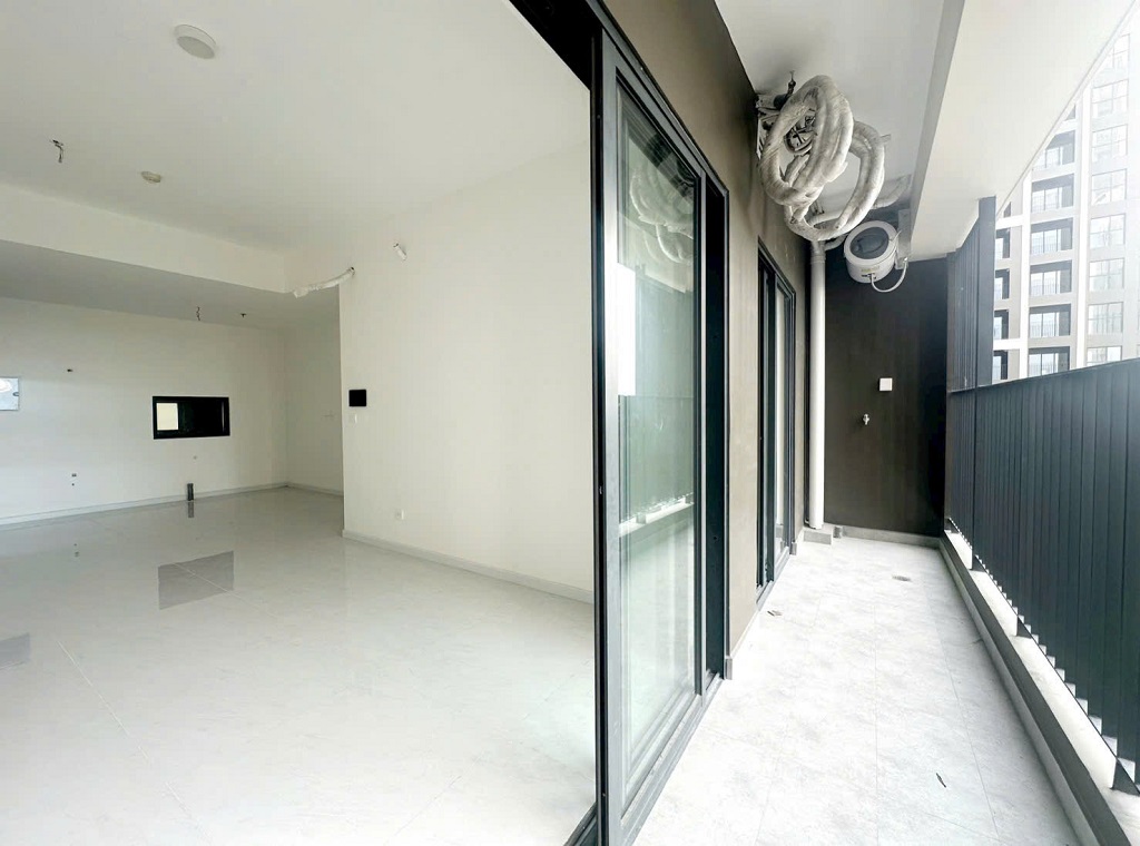 Bán 3 phòng ngủ Victoria Village hướng Đông Nam